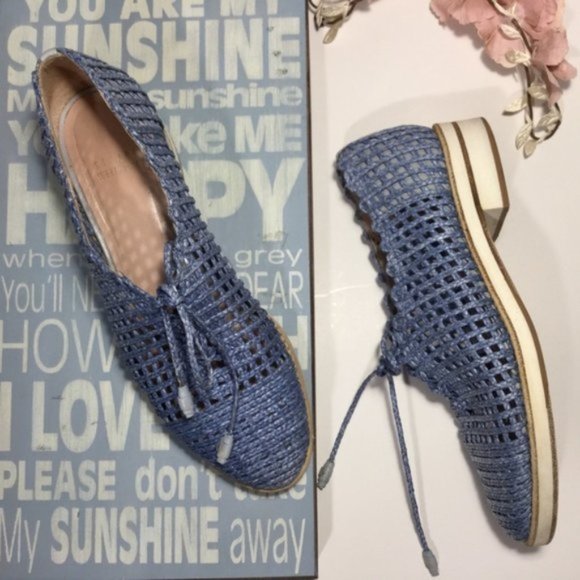 COPY - Stuart Weitzman Blue Jazzygirl Raffia Oxfords 7.5 - Picture 3 of 6